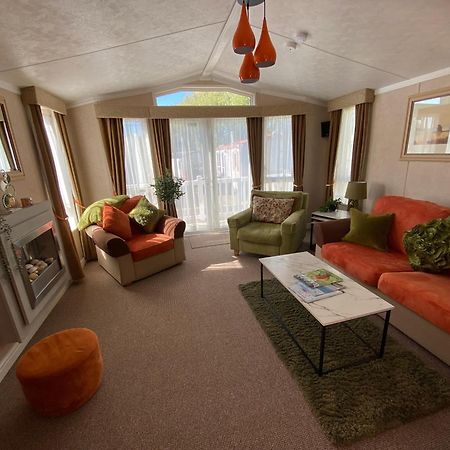Red Squirrel Lodge Sandown Esterno foto