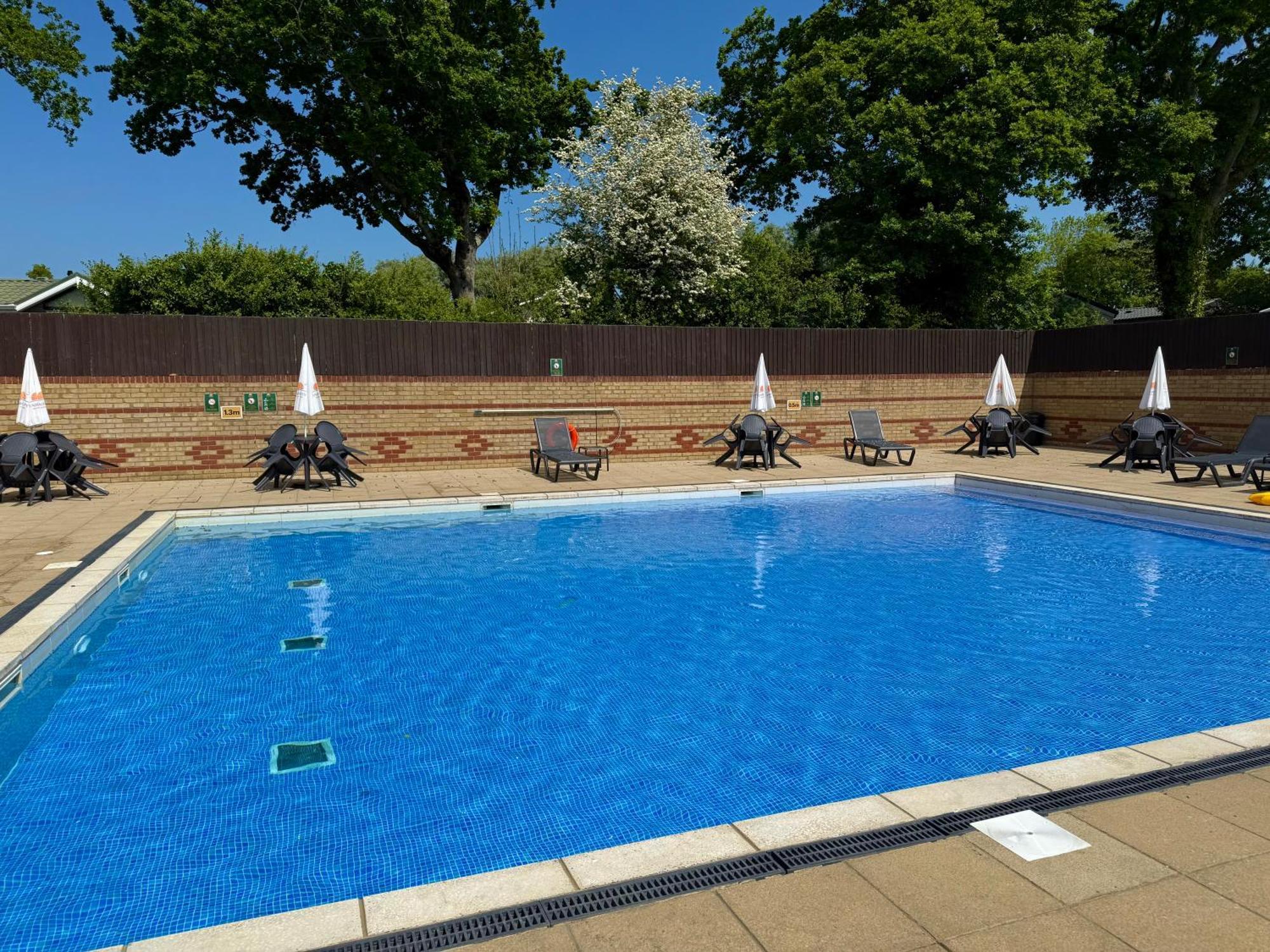 Red Squirrel Lodge Sandown Esterno foto
